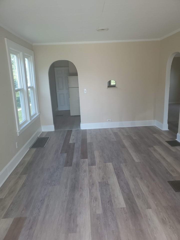 1812 Hercules Ave - Photo 2 of 10