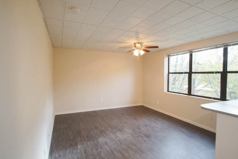 1715 Nw Marshall St #201 - Photo 4 of 10