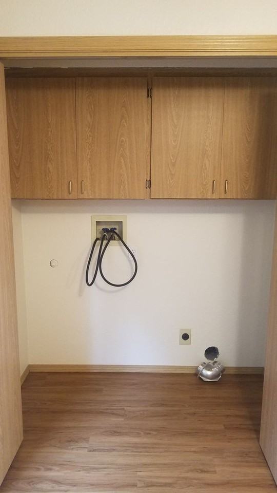 001a-Wyatt Lee - Photo 7 of 18