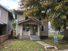 featured image of 3406 Robinwood Dr