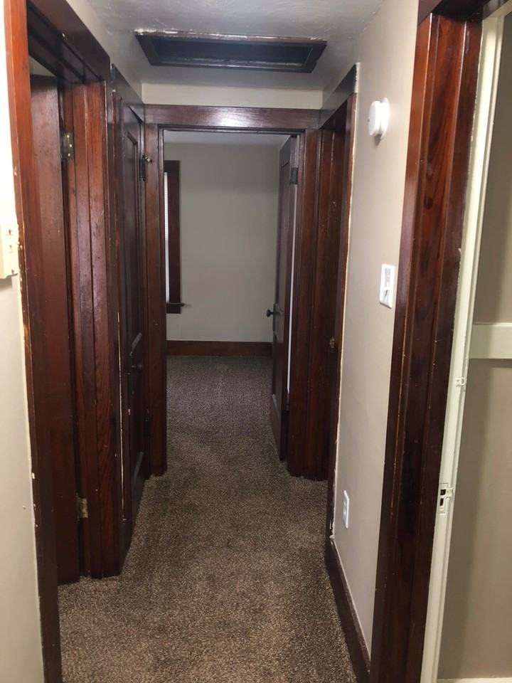 3406 Robinwood Dr - Photo 3 of 27