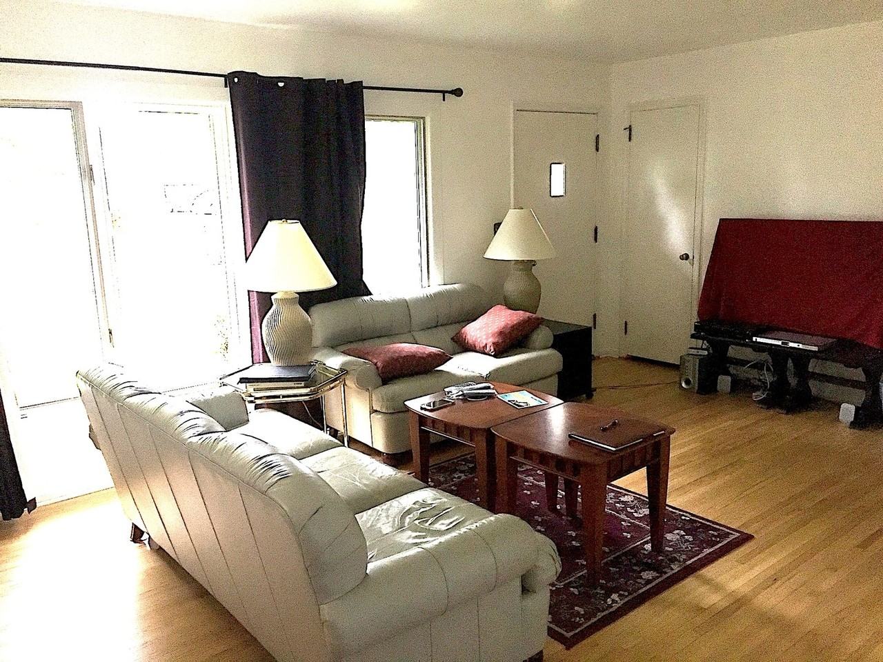 20 E Niagara St - Photo 2 of 11