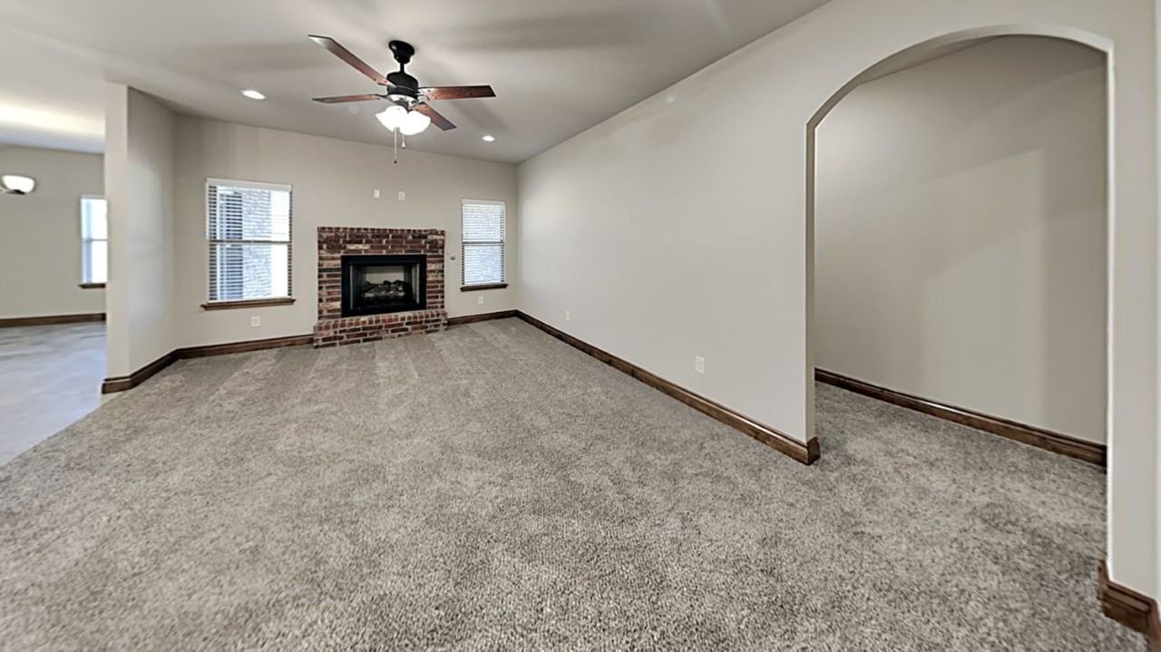 10517 Nw 41st St - Photo 5 of 19