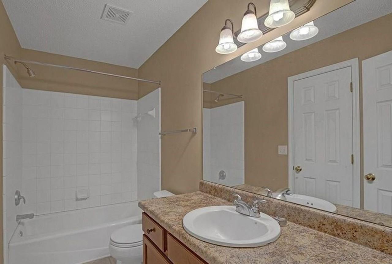 5249 Falling Creek Ln - Photo 6 of 10