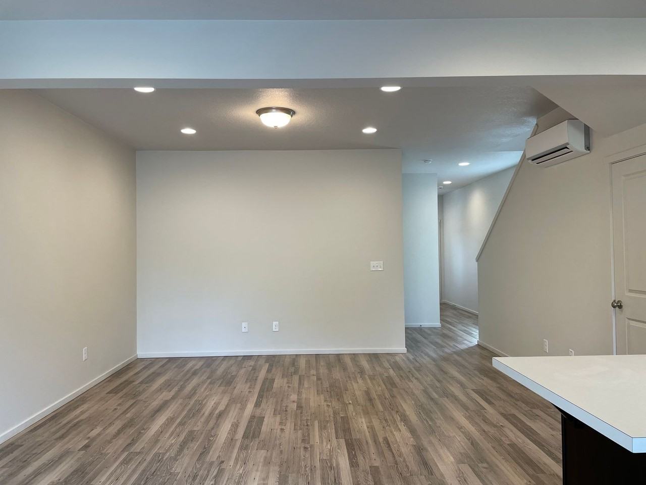 2140 Ne 115th Ct - Photo 5 of 35