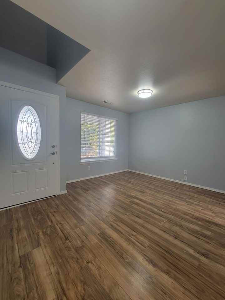 1224 202nd Street Ct E - Photo 2 of 17