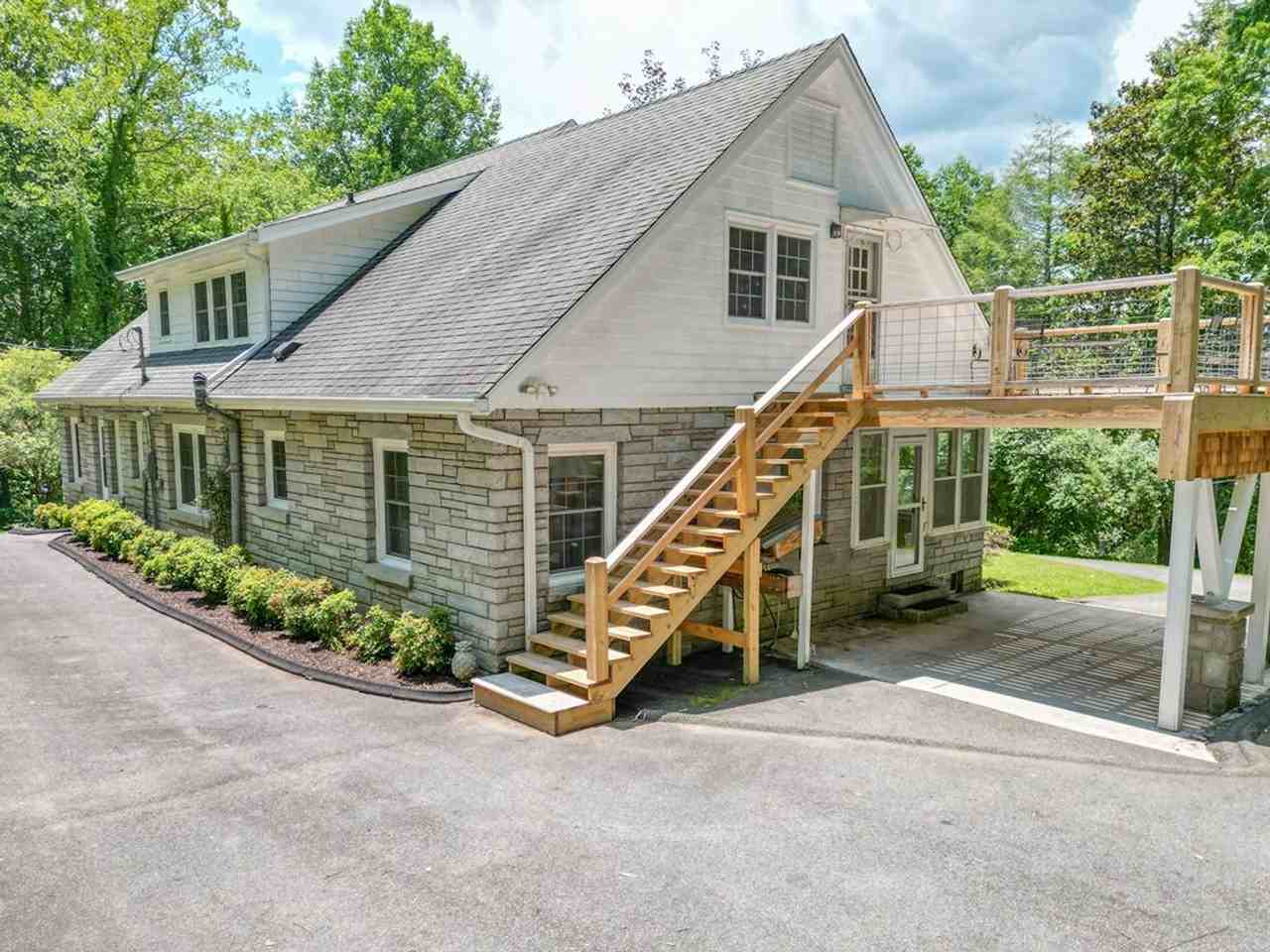 173 Mooreland Heights St - Photo 2 of 23