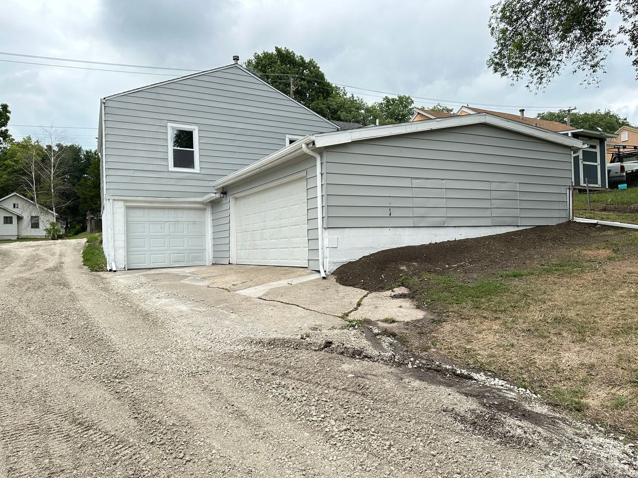 1408 Euclid Ave - Photo 3 of 18