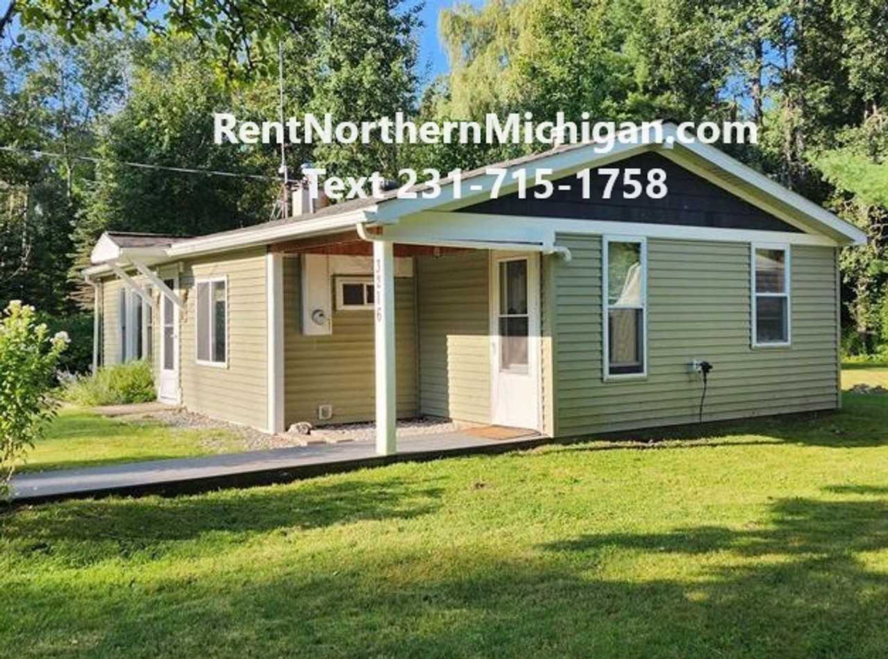 3216 Garfield Rd - Photo 3 of 11