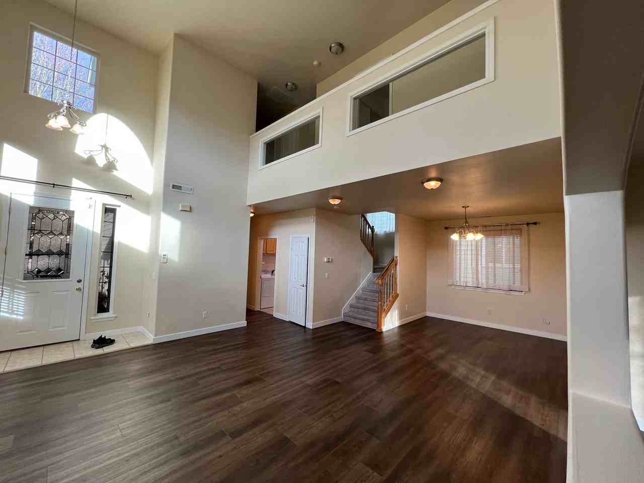 8930 176th Street Ct E - Photo 3 of 27