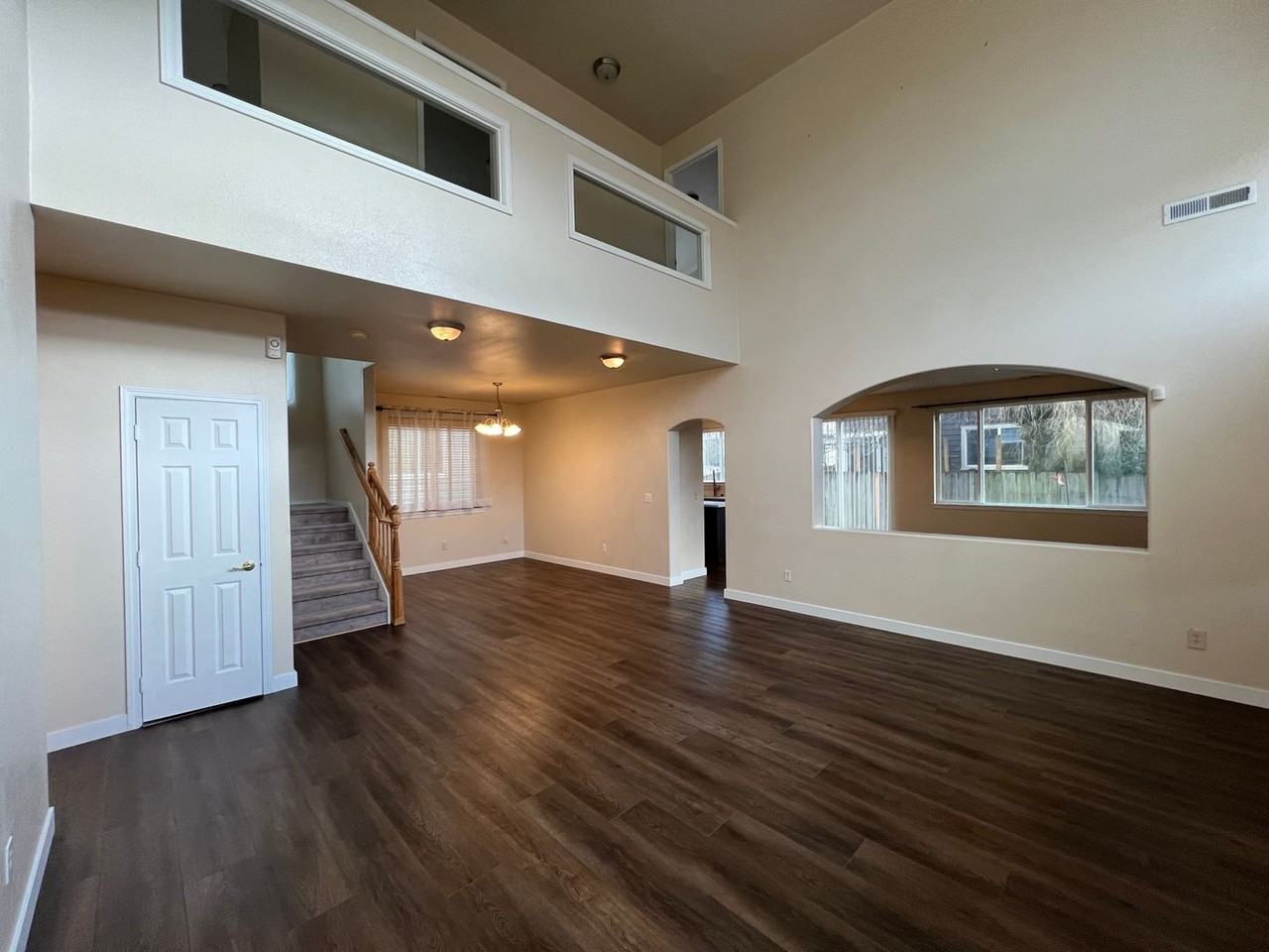 8930 176th Street Ct E - Photo 5 of 27