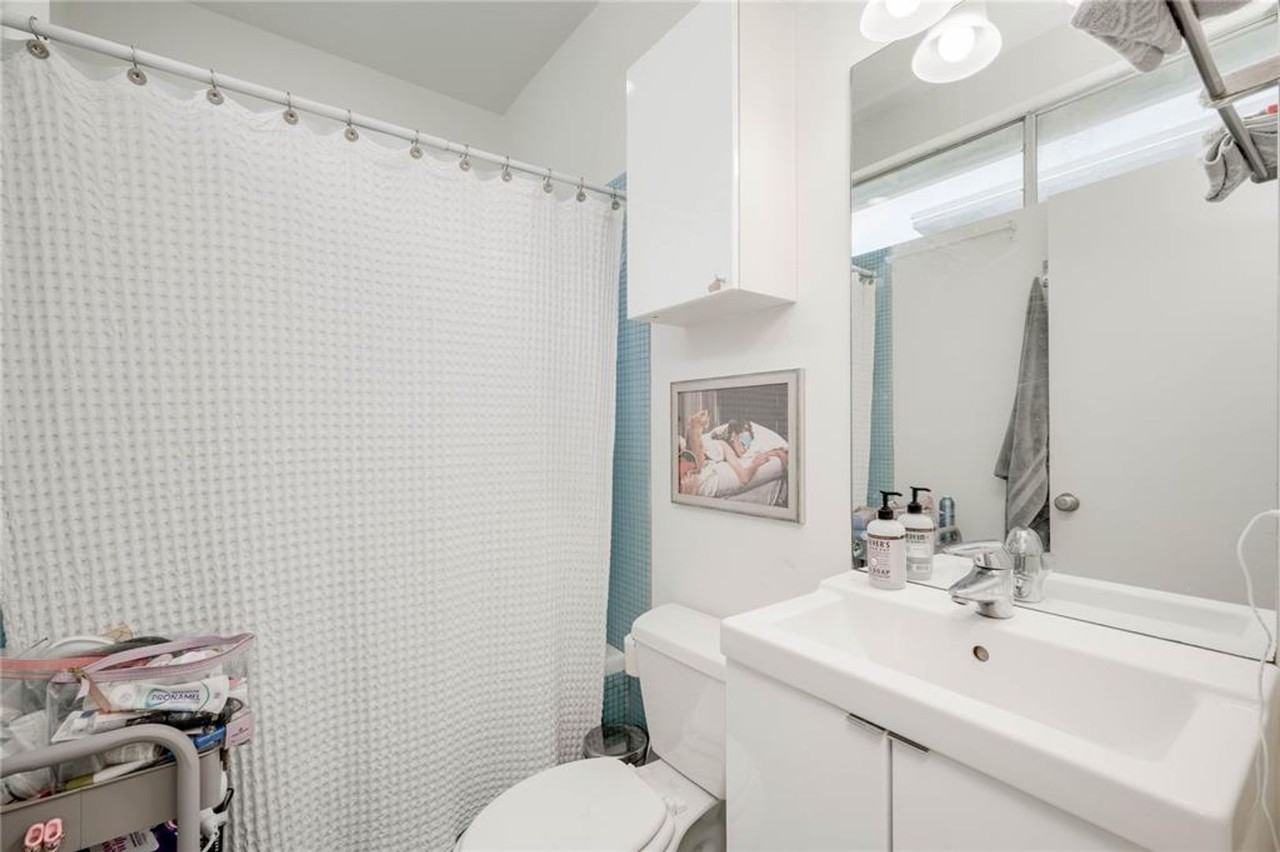 708 East 45th Street - Photo 7 of 41