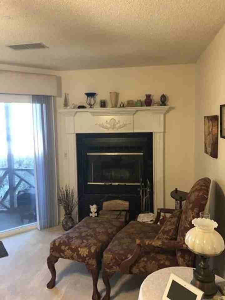 7935 Edgebrook Cir #D - Photo 6 of 9
