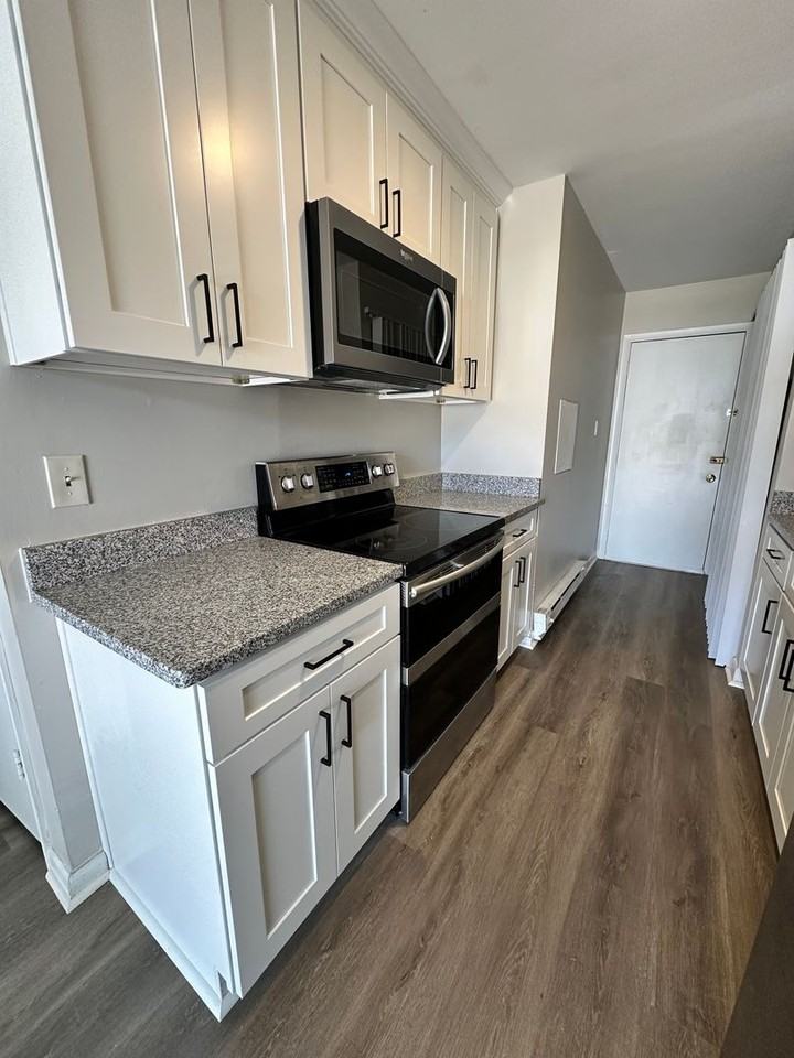 7596 Bellehaven Dr #13 - Photo 2 of 8