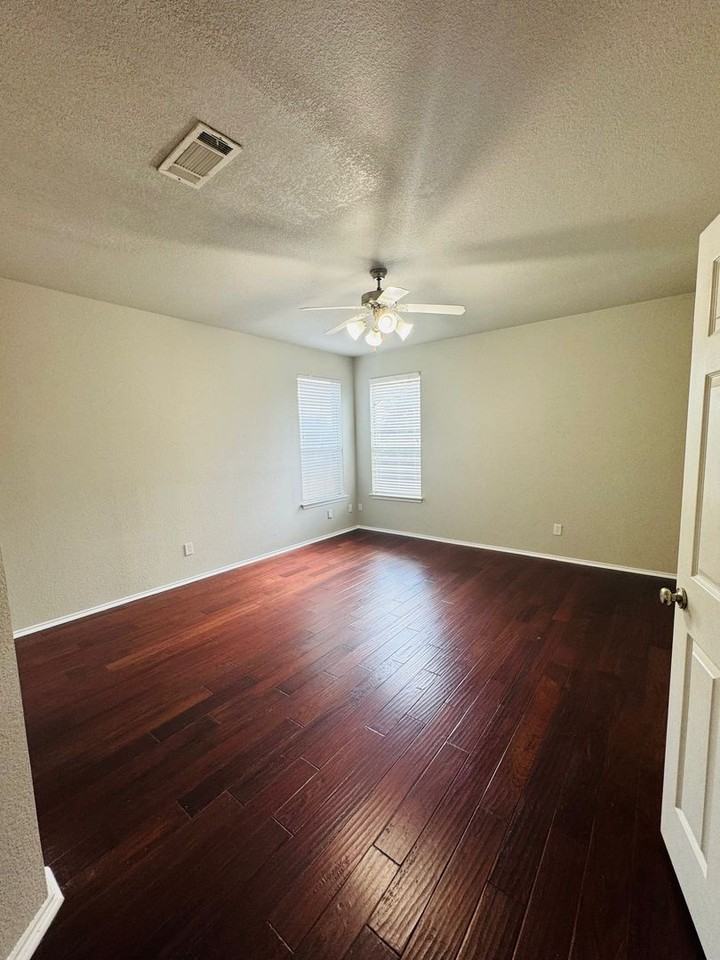 6504 Tierra Dr - Photo 3 of 22