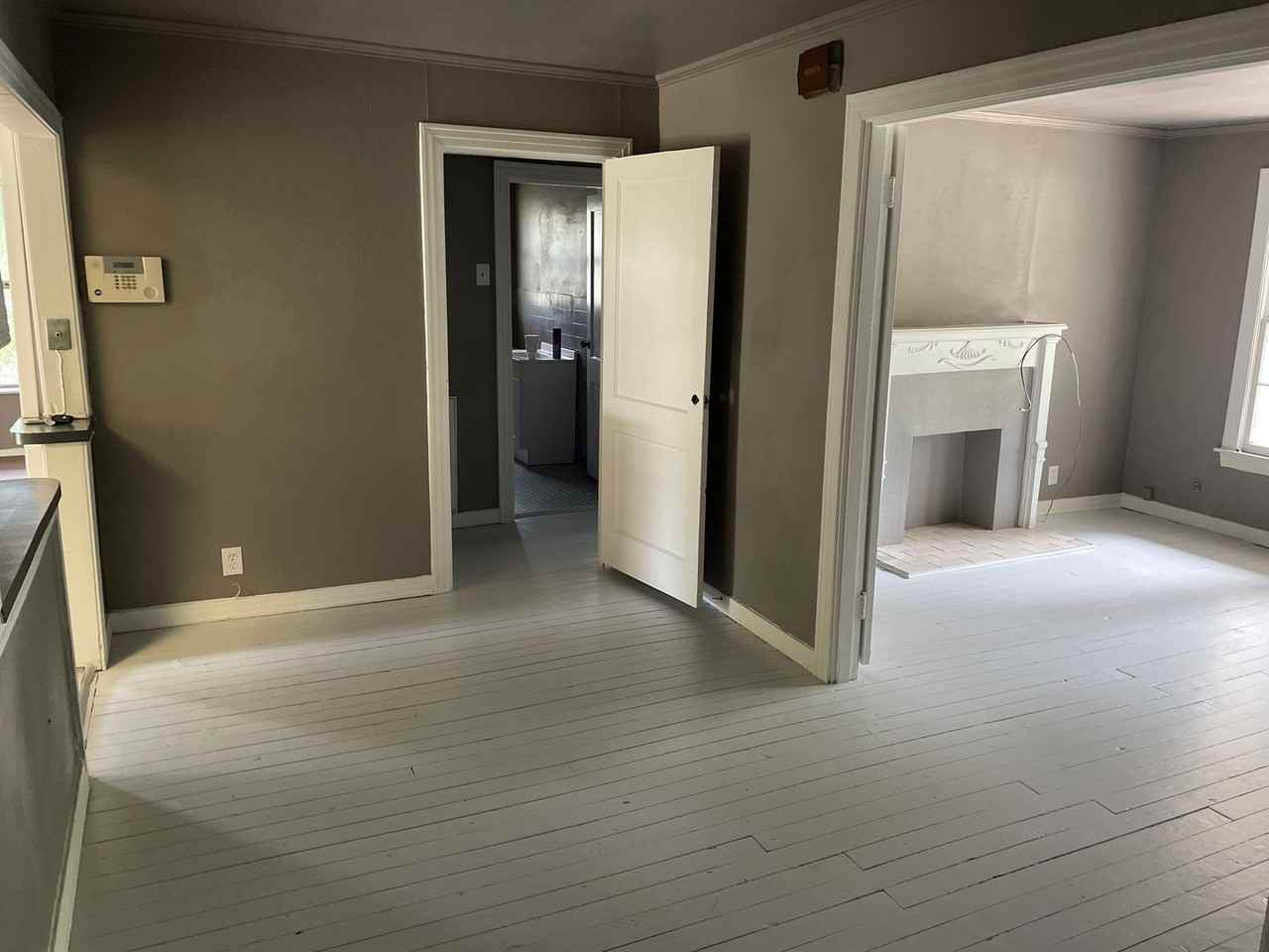 5425 Virginia Ave - Photo 3 of 10