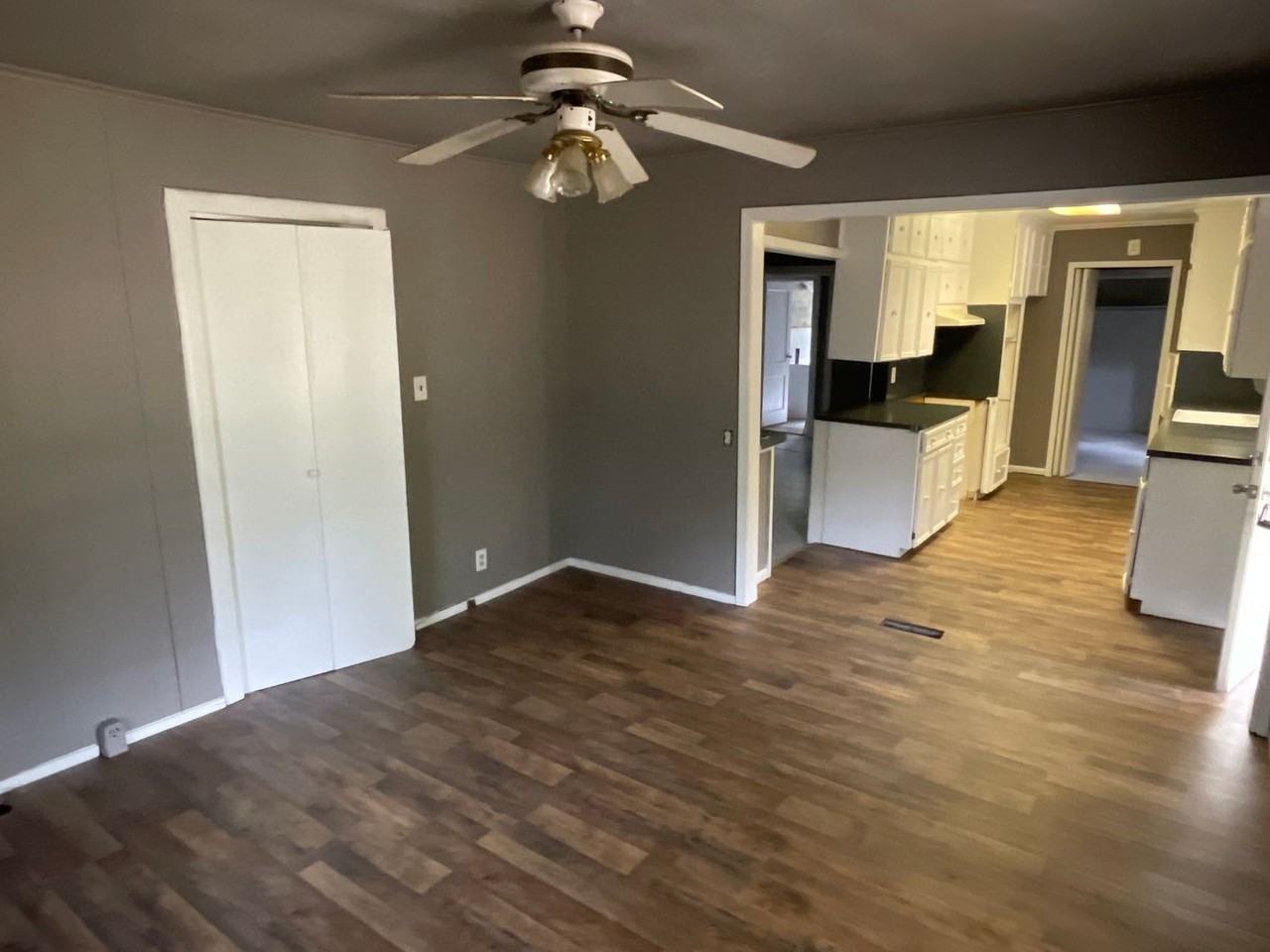 5425 Virginia Ave - Photo 7 of 10