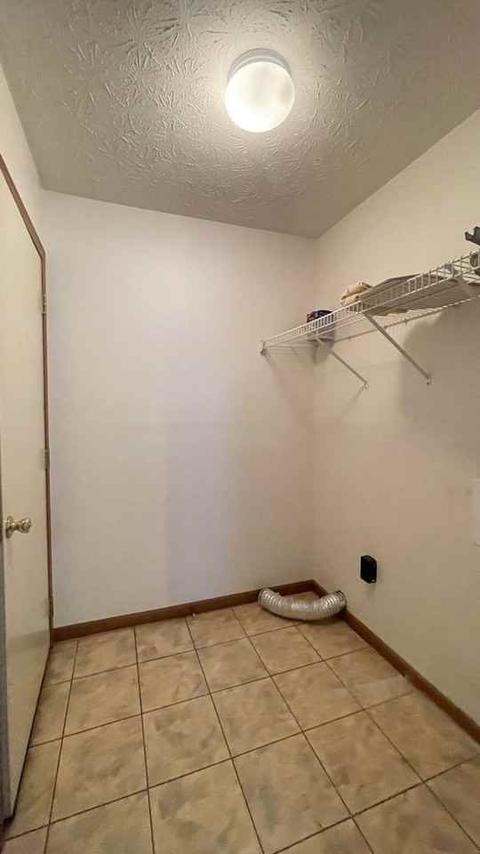 2417 Depauw Dr - Photo 5 of 21