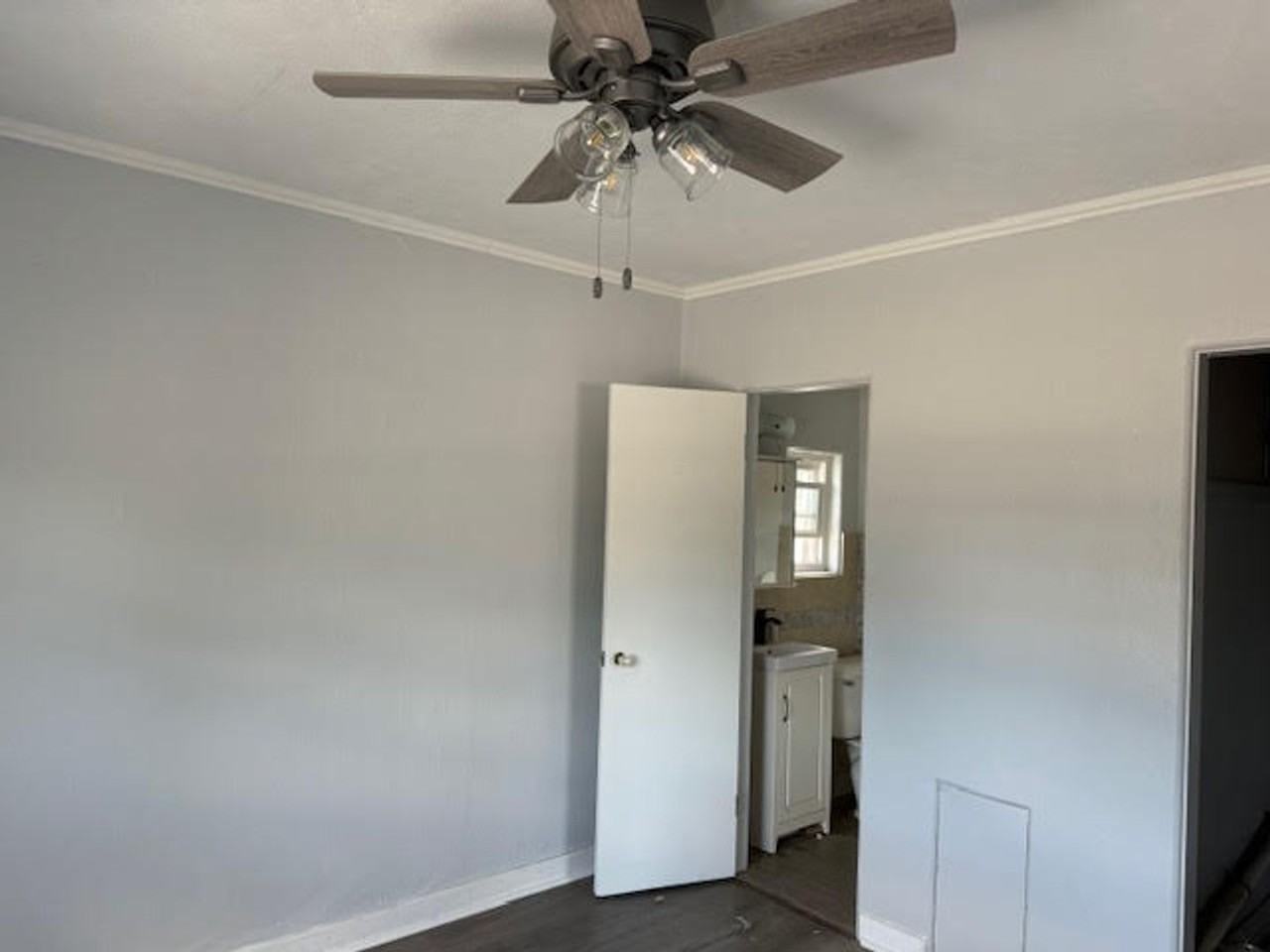 102 North Main Street - Photo 4 of 9