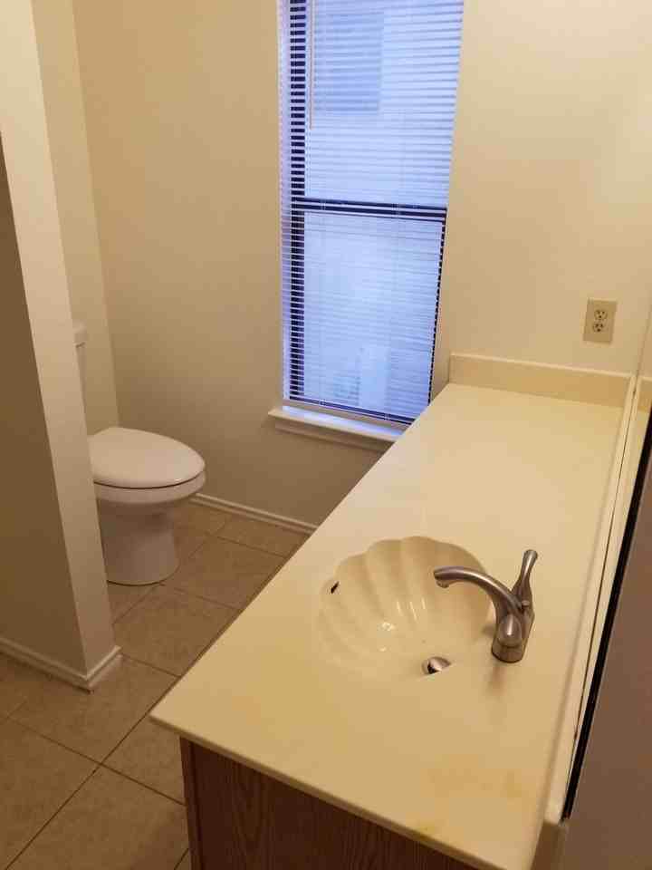 9402 Moonlit Glade Rd - Photo 2 of 25