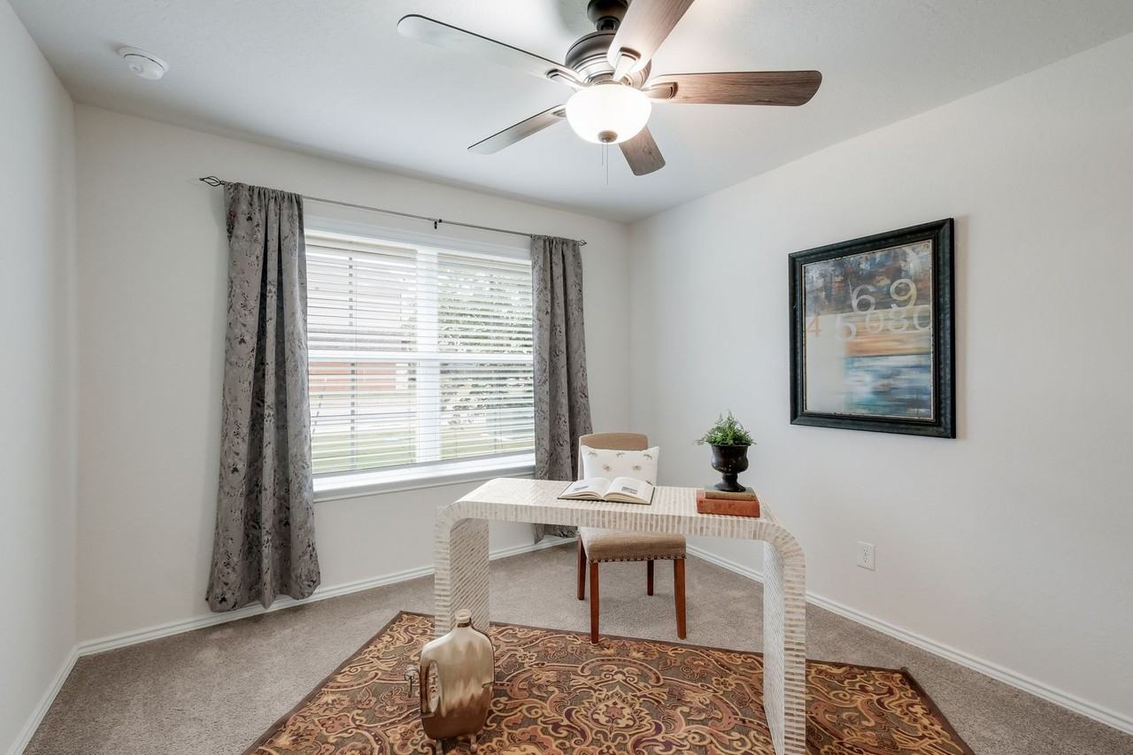 3514 Copper Riv - Photo 4 of 37