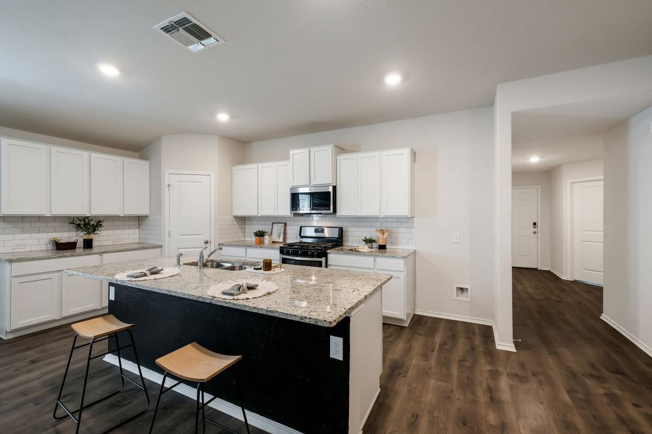 3514 Copper Riv - Photo 6 of 37