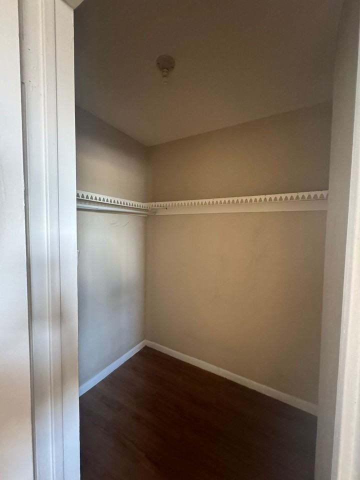 Parackal Gardens I - Photo 6 of 11