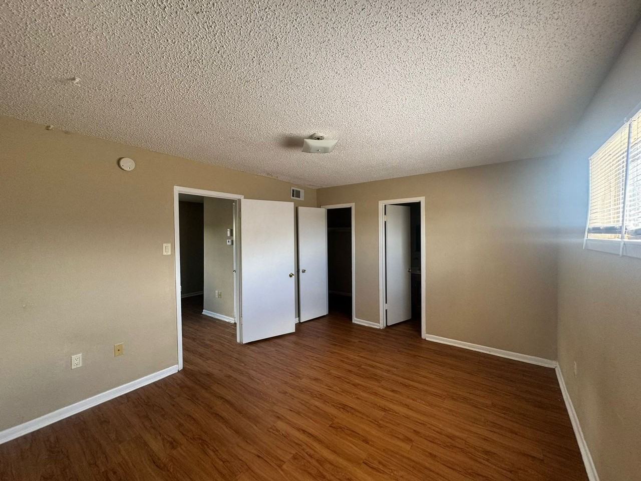 Parackal Gardens I - Photo 7 of 8