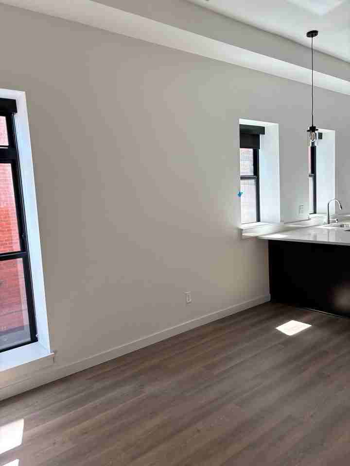 Union Block - 220 N. Howard - Photo 2 of 16