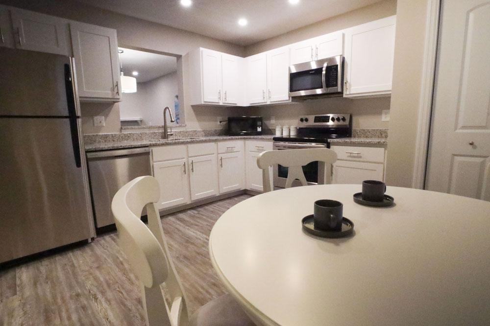 3884 N Chalet Cir - Photo 6 of 17