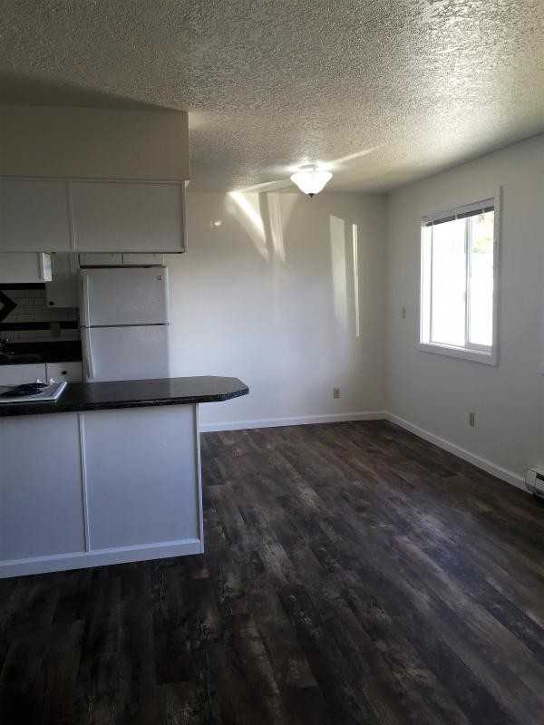 995 S 10th St - Photo 4 of 7