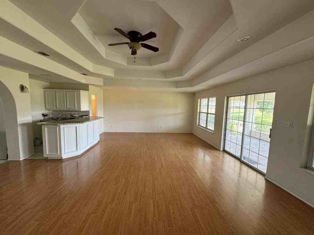 210 Ohara Dr - Photo 7 of 23