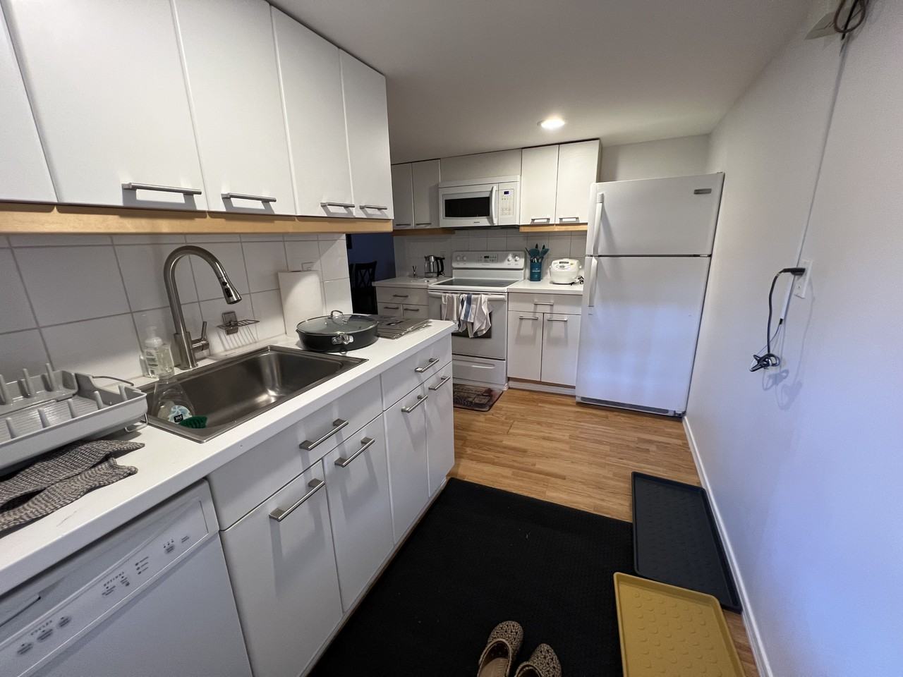 517 30th Ave E #B - Photo 4 of 9