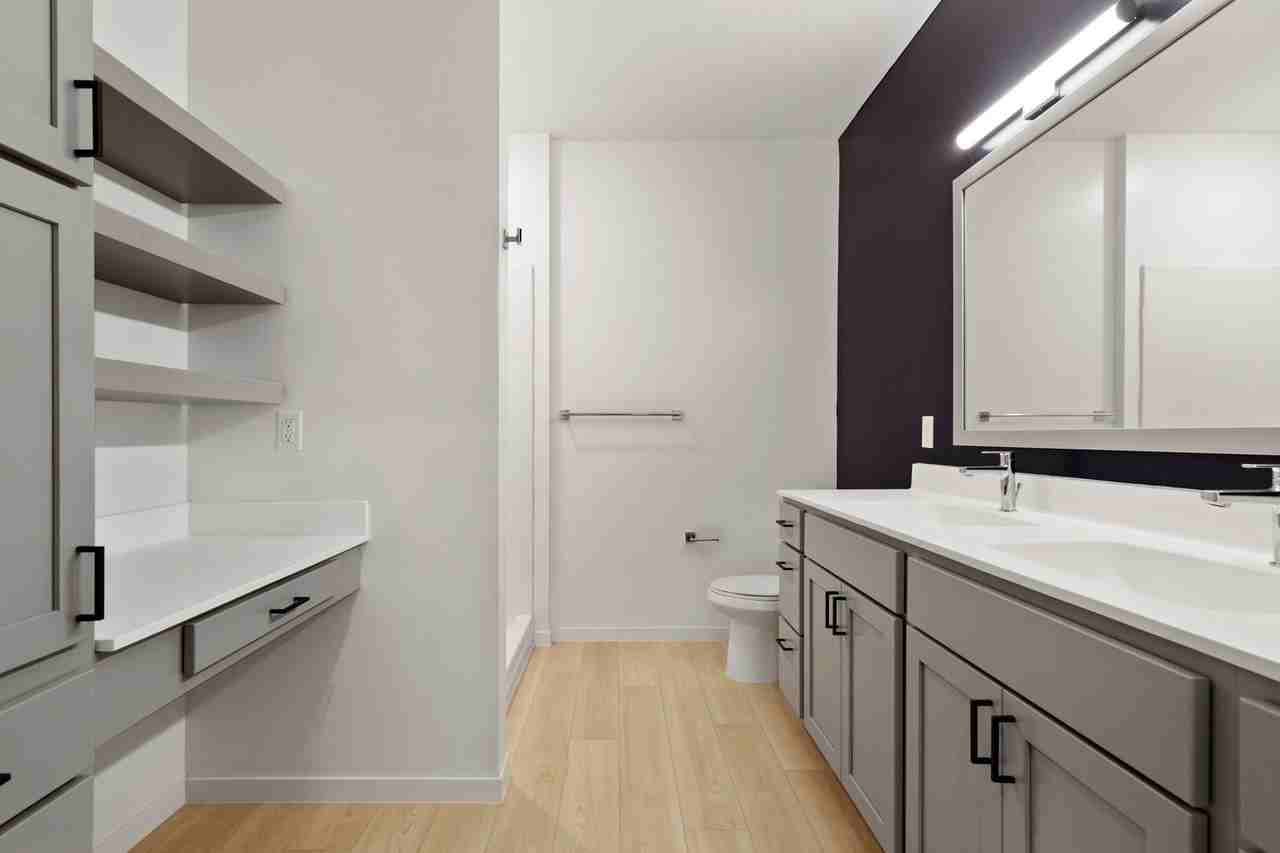 Ballantrae Apartments II - Photo 7 of 50