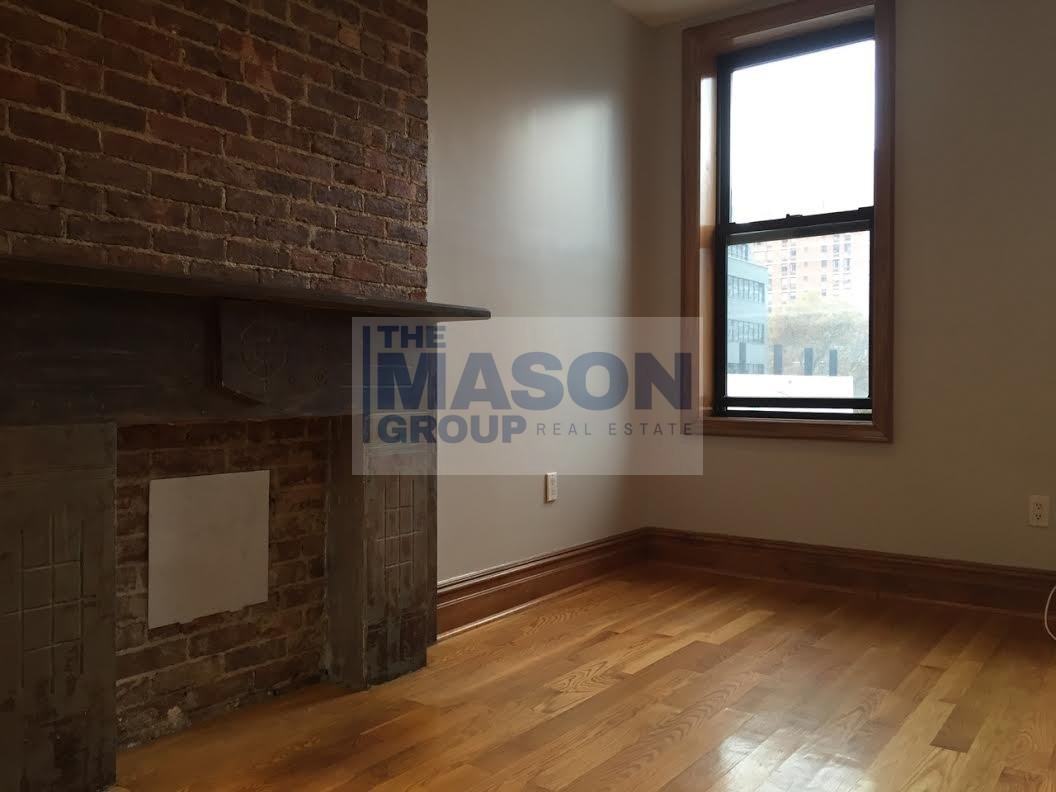 452 Ninth Avenue #14