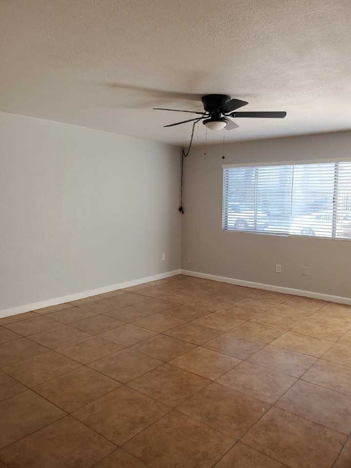 3346 W Harmont Dr #3 - Photo 6 of 13