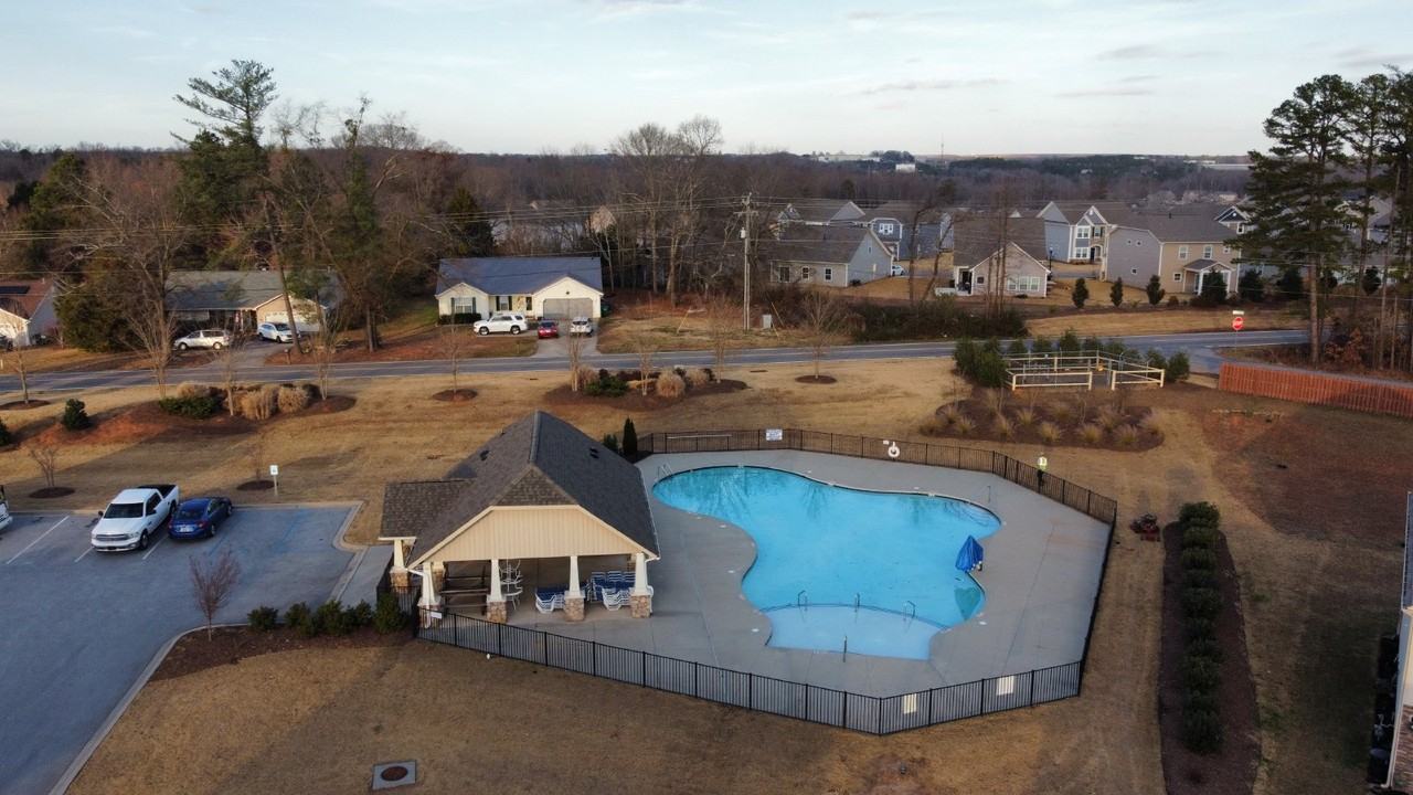 521 Lone Rider Path - Photo 2 of 25