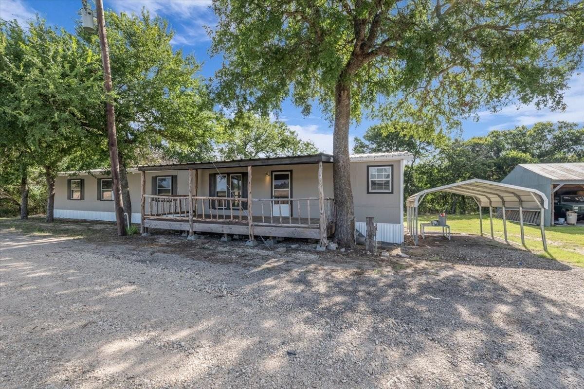 811 Winchester Dr - Photo 2 of 40