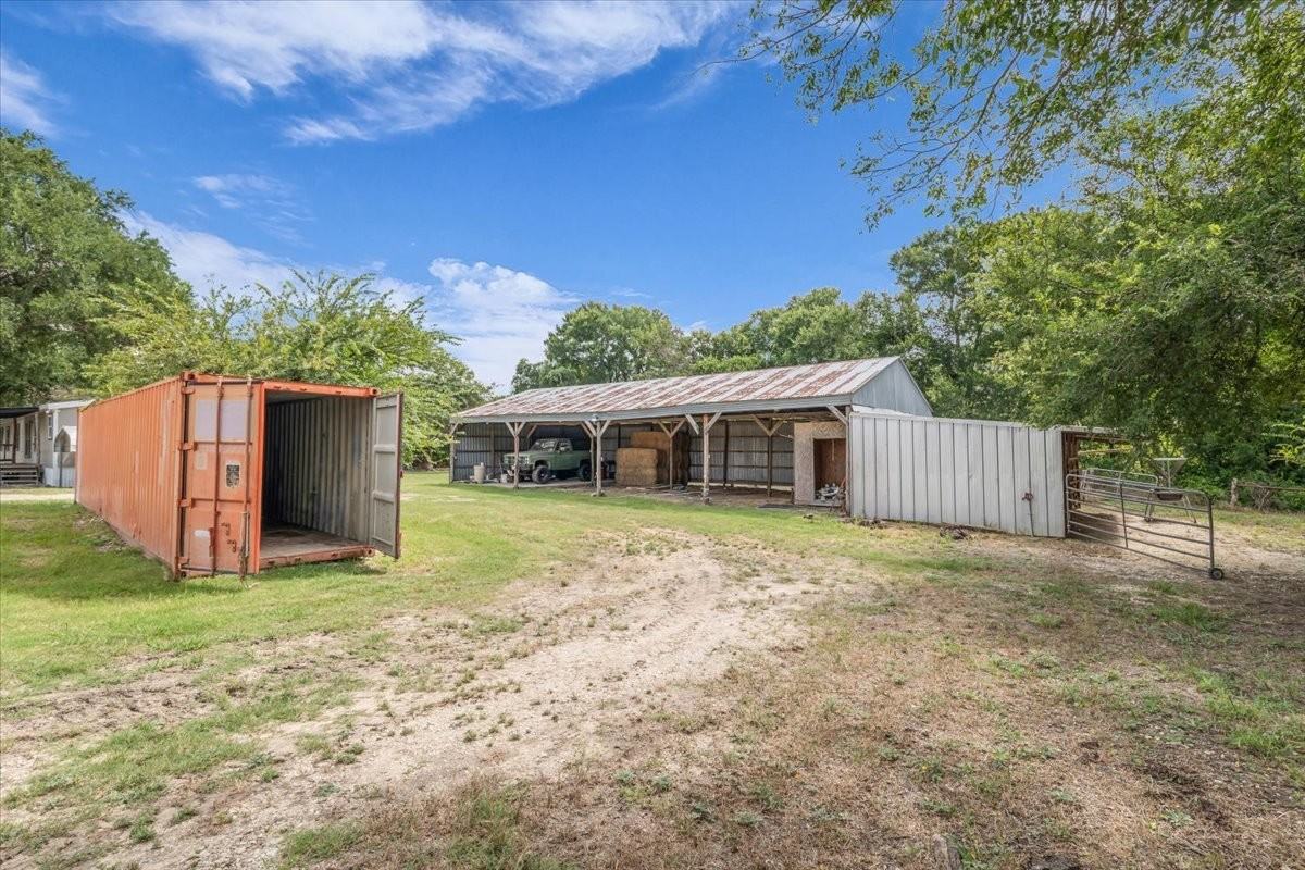 811 Winchester Dr - Photo 7 of 40