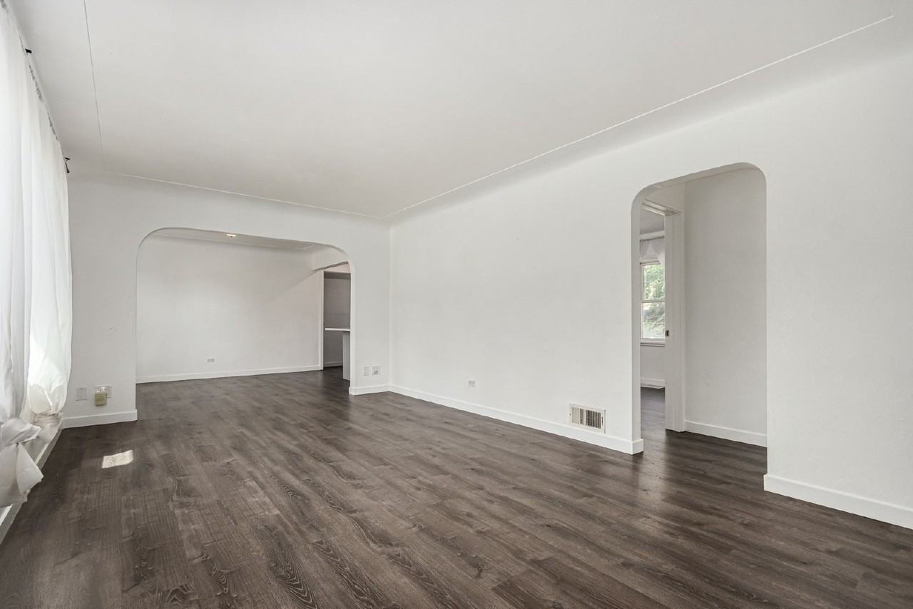 399 E Nassau Ave Unit 1 - Photo 5 of 35