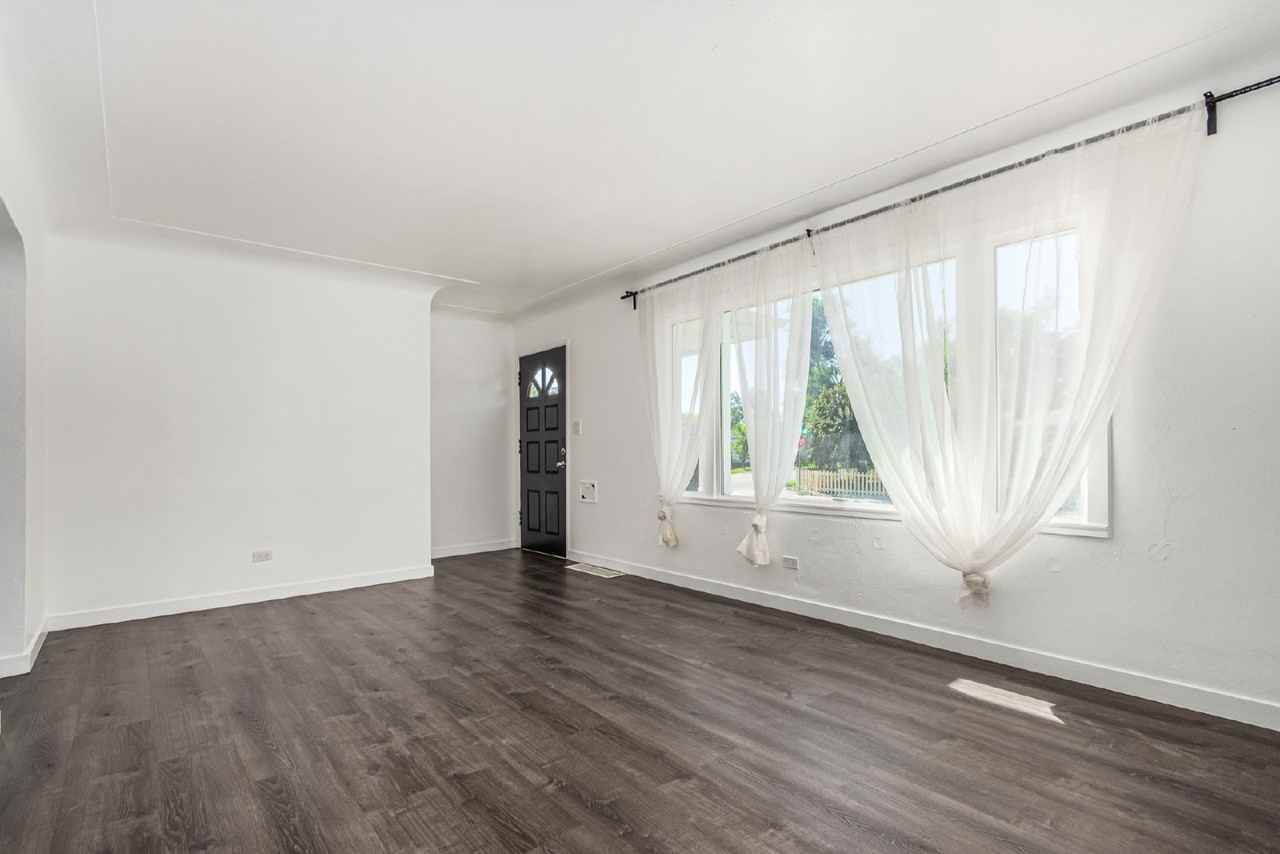 399 E Nassau Ave Unit 1 - Photo 7 of 35