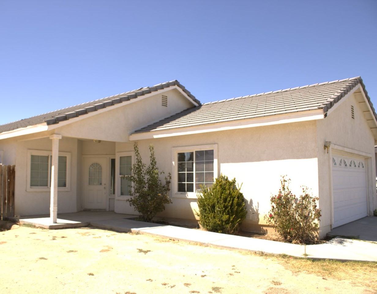 21187 Conklin Blvd - Photo 2 of 14