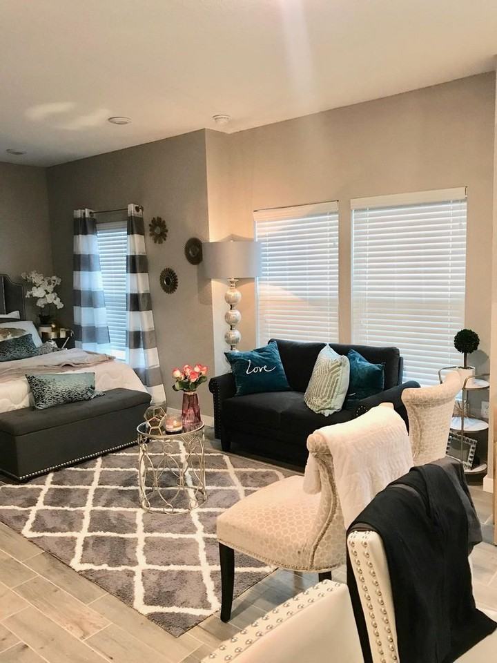 Woodbury Row - Photo 3 of 7