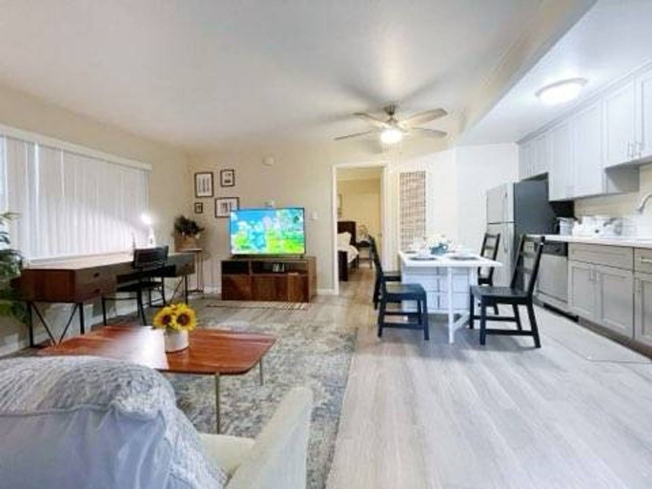 Curtner - Photo 7 of 15