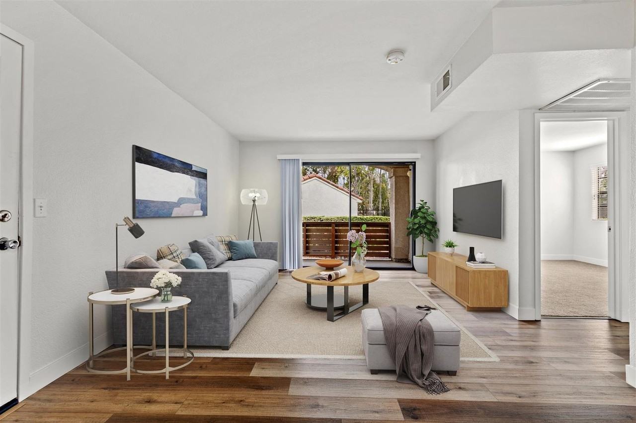 30001 Golden Lantern #304 - Photo 3 of 17