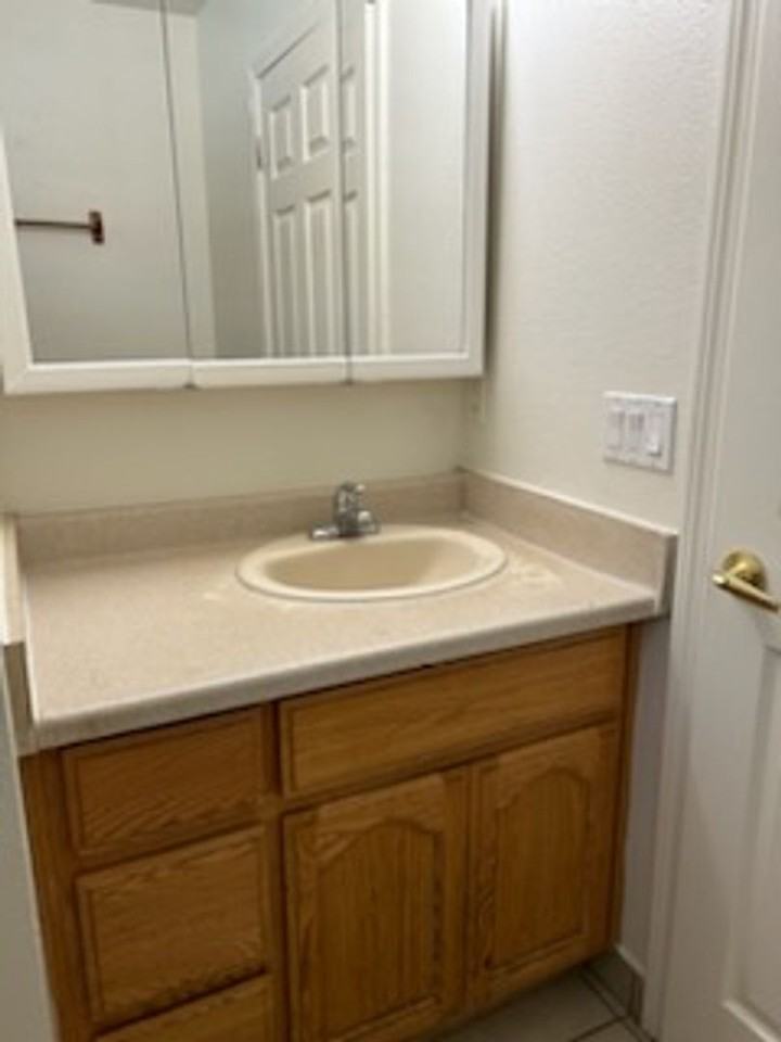 2417 Crommelin Ave - Photo 2 of 14