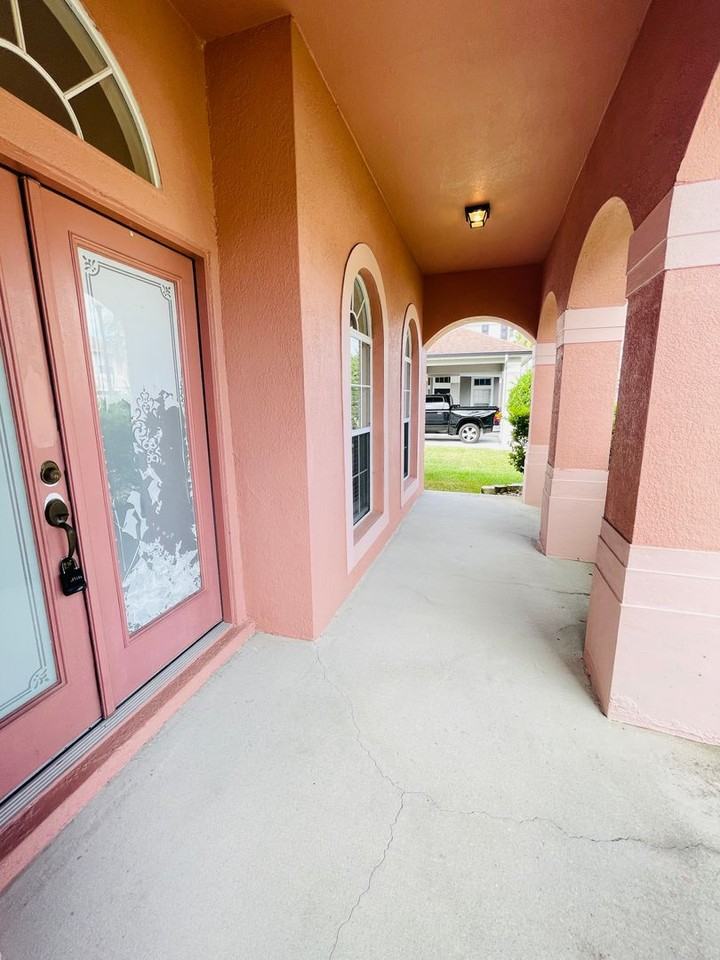 704 Cedar Forest Cir - Photo 4 of 28