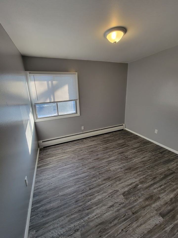 South River Apartments (1001) - Photo 6 of 17