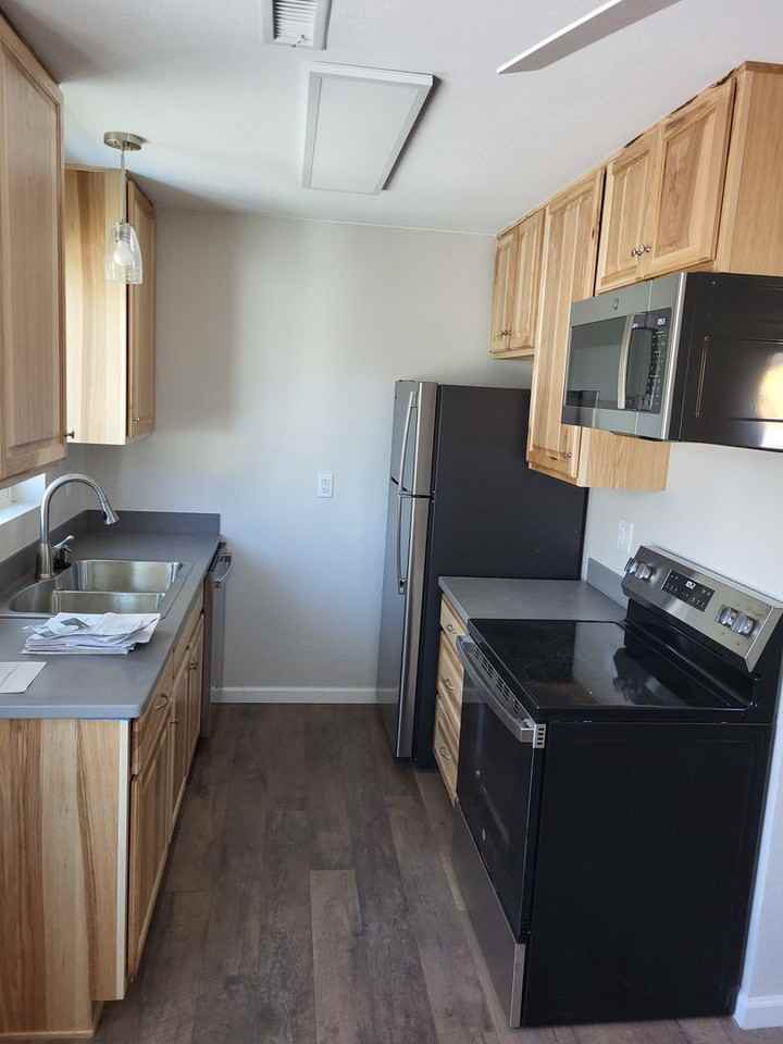 210 N Elden St - Photo 6 of 16