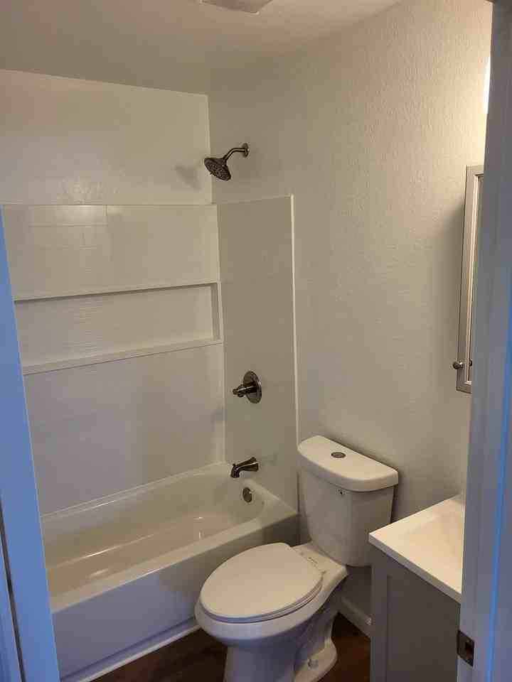 210 N Elden St - Photo 7 of 16